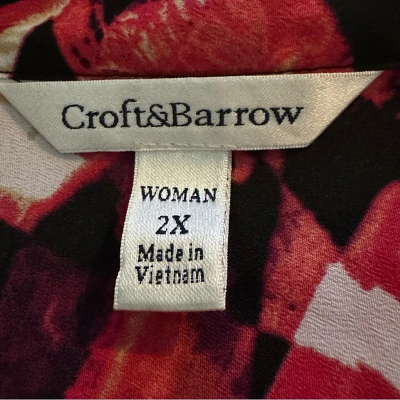 Croft & Barrow 2X Shirt Top Pink Abstract Tab Long Sleeve Zip V Neck High Low - Picture 7 of 9